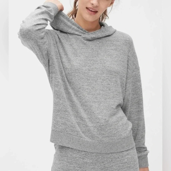 GAP | Softspun Pullover Hoodie - Picture 2 of 8